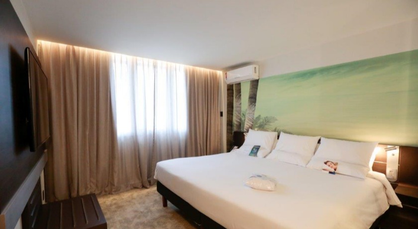 17ad170481fe49b3b87e14ab96b7cd29